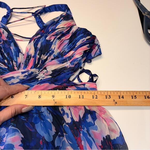 Mac Duggal Blue Floral Cutout Gown Sz 0 MSRP $598 - Picture 8 of 9